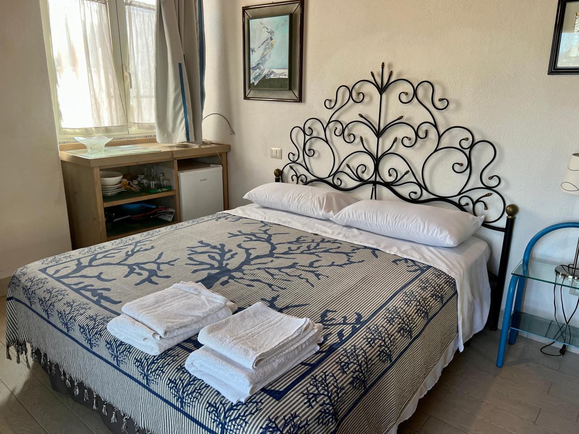 Stazzo La Foci Soluzioni Vista Mare Villa Aglientu Exteriör bild